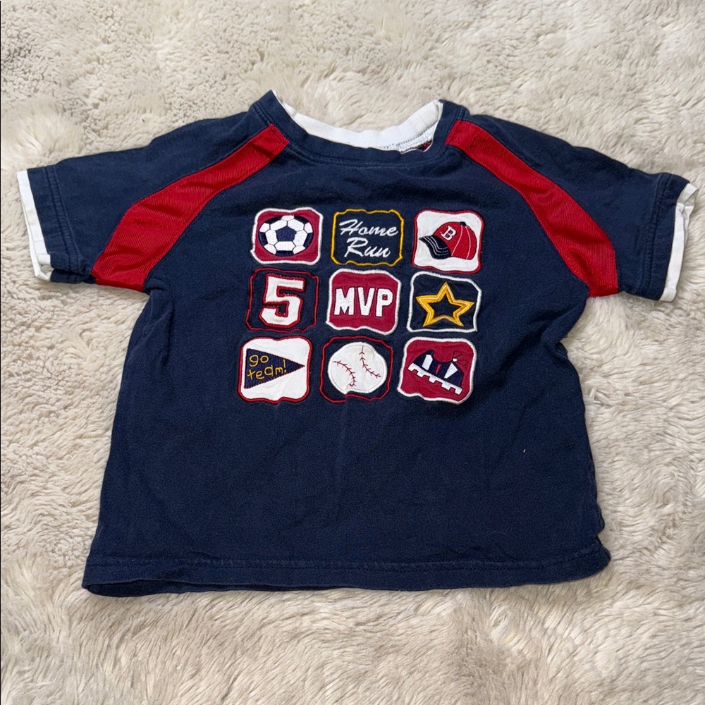 36m Vintage 80s  min wear Kids Sports Themed Navy and Red T-Shirt